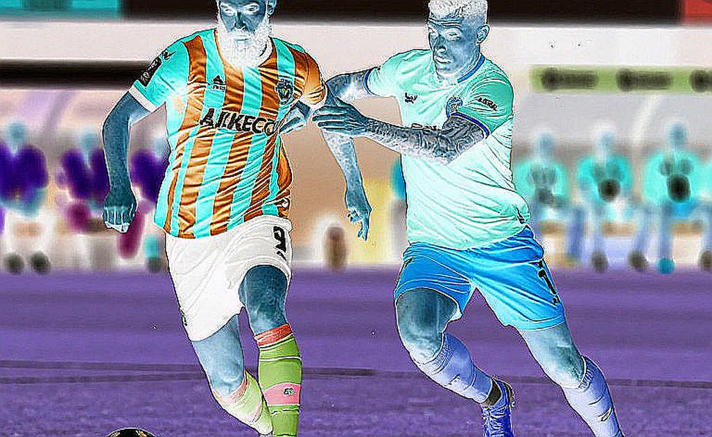 Kỳ chuyển nhượng V.League 1: Tín hiệu thật nằm ngoài đèn flash