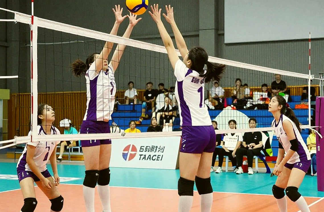 Đôi nữ cầu mây Việt Nam ngược dòng trước Hàn Quốc: Một quyết định thay người và cái giá của những phút đầu