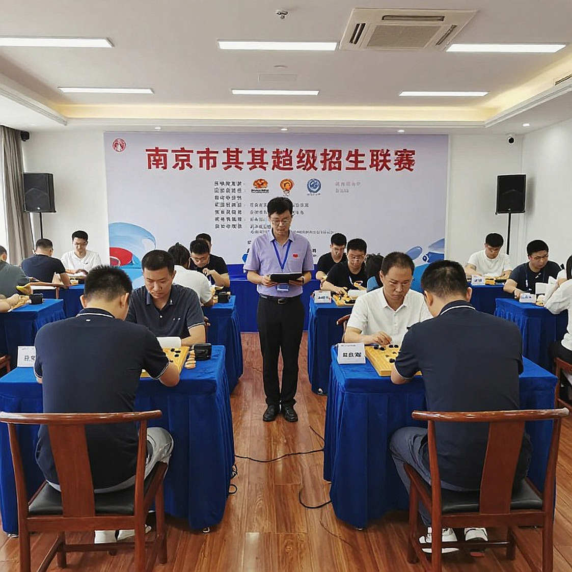 Kỳ tích tuổi thơ: Yagiz Kaan Erdogmus, cậu bé 15 tuổi Thổ Nhĩ Kỳ chinh phục 2716 Elo và tham vọng đưa cờ vua nước nhà ngang bằng Ấn Độ Kỳ tích tuổi thơ: Yagiz Kaan Erdogmus, cậu bé 15 tuổi Thổ Nhĩ Kỳ chinh phục 2716 Elo và tham vọng đưa cờ vua nước nhà ngang bằng Ấn Độ
