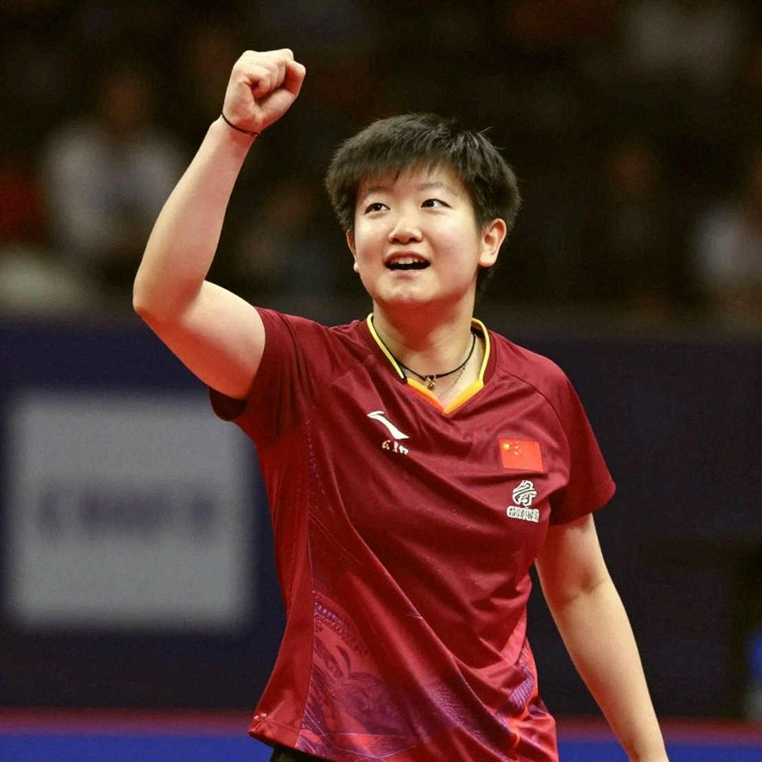 Moyland – Zhang thoát hiểm trước Ai Cập tại China Smash 2026: ba set 11-9 và một điều chỉnh đổi chiều cục diện
