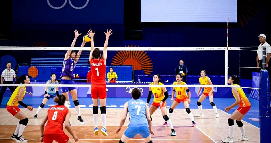 Phạm Quỳnh Hương, 46 điểm và ranh giới thật của bóng chuyền nữ Việt Nam trước Trung Quốc