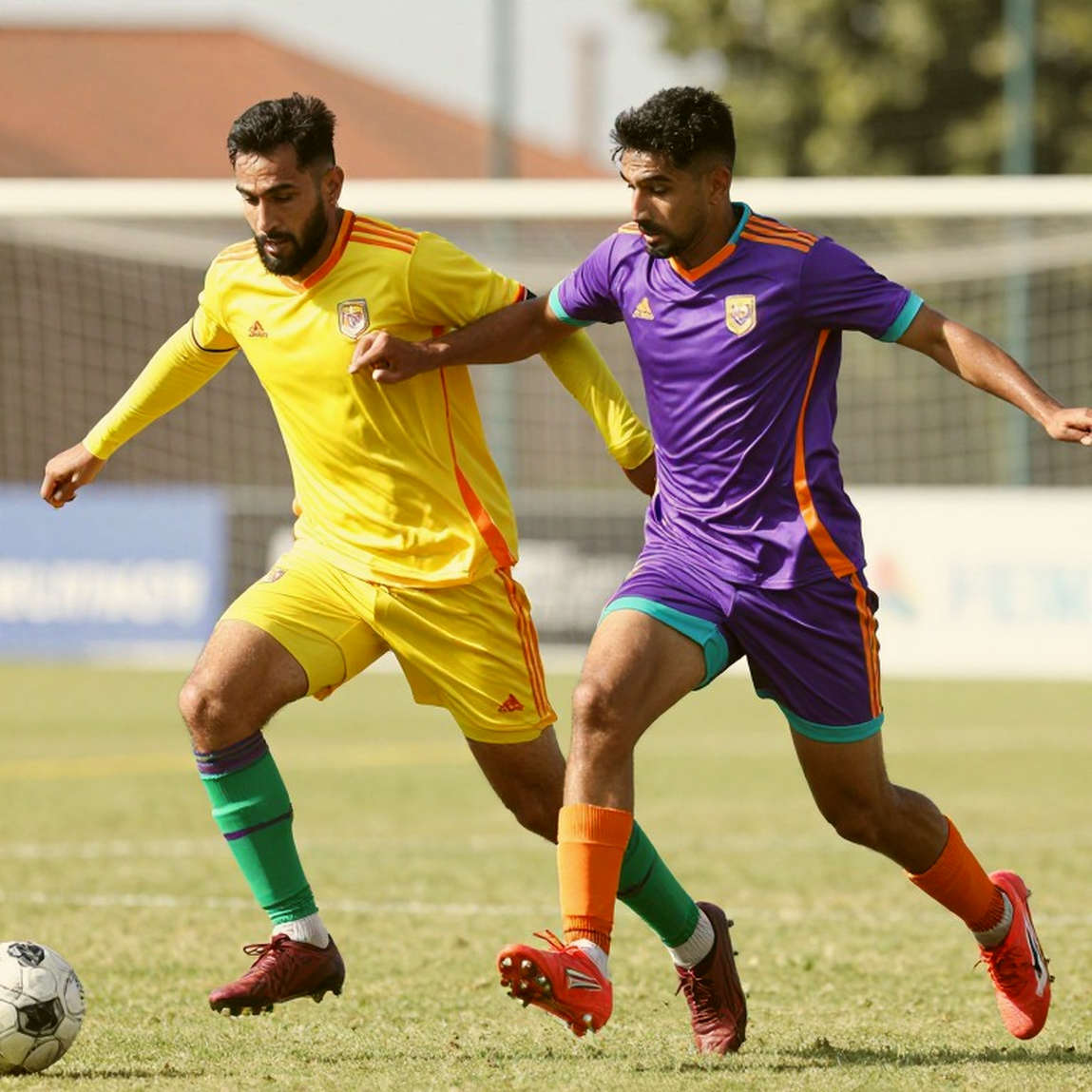 Bên trong chợ chuyển nhượng V.League: Phép tính nhập tịch và điều đứng sau chiếc cúp ASEAN Cup 2026