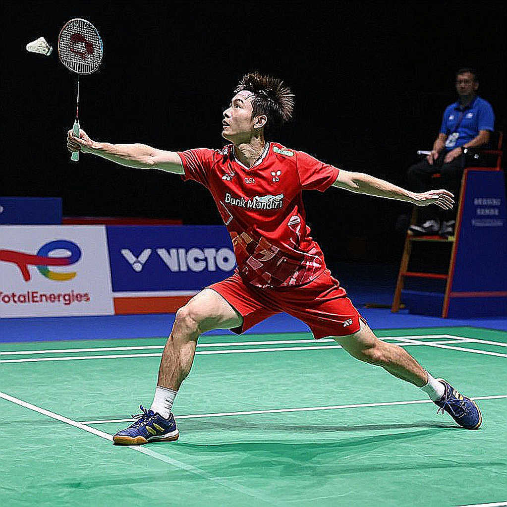 Asian Games 2026: Kunlavut Vitidsarn hạ Loh Kean Yew 21-12, 21-16, Thái Lan lần đầu có HCV đơn nam cầu lông